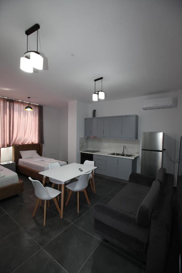 Deda Apartments Sarandë Eksteriør billede