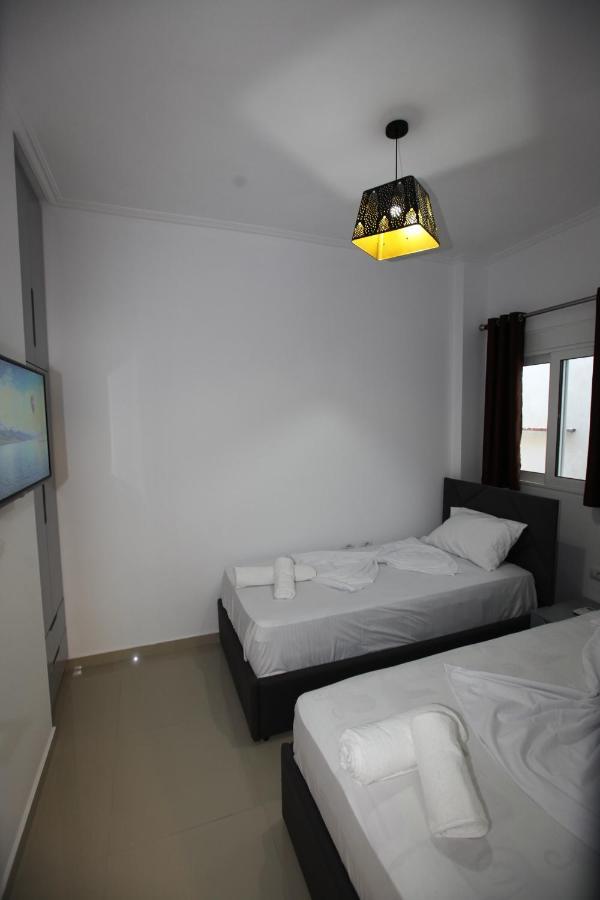 Deda Apartments Sarandë Eksteriør billede