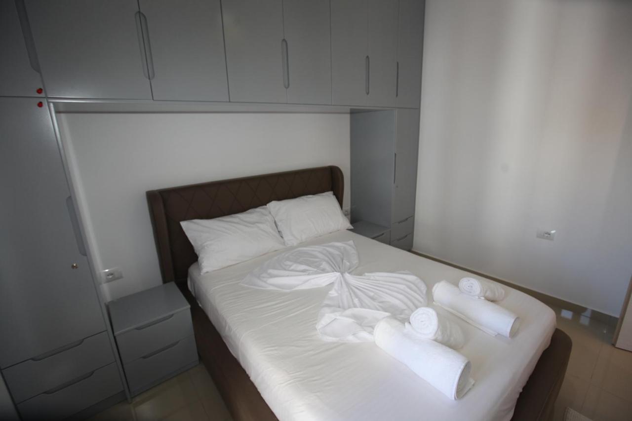 Deda Apartments Sarandë Eksteriør billede