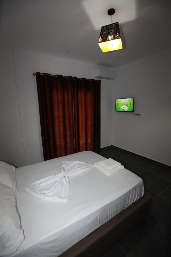 Deda Apartments Sarandë Eksteriør billede