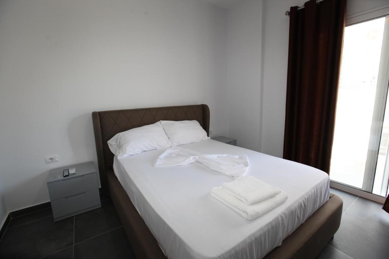 Deda Apartments Sarandë Eksteriør billede