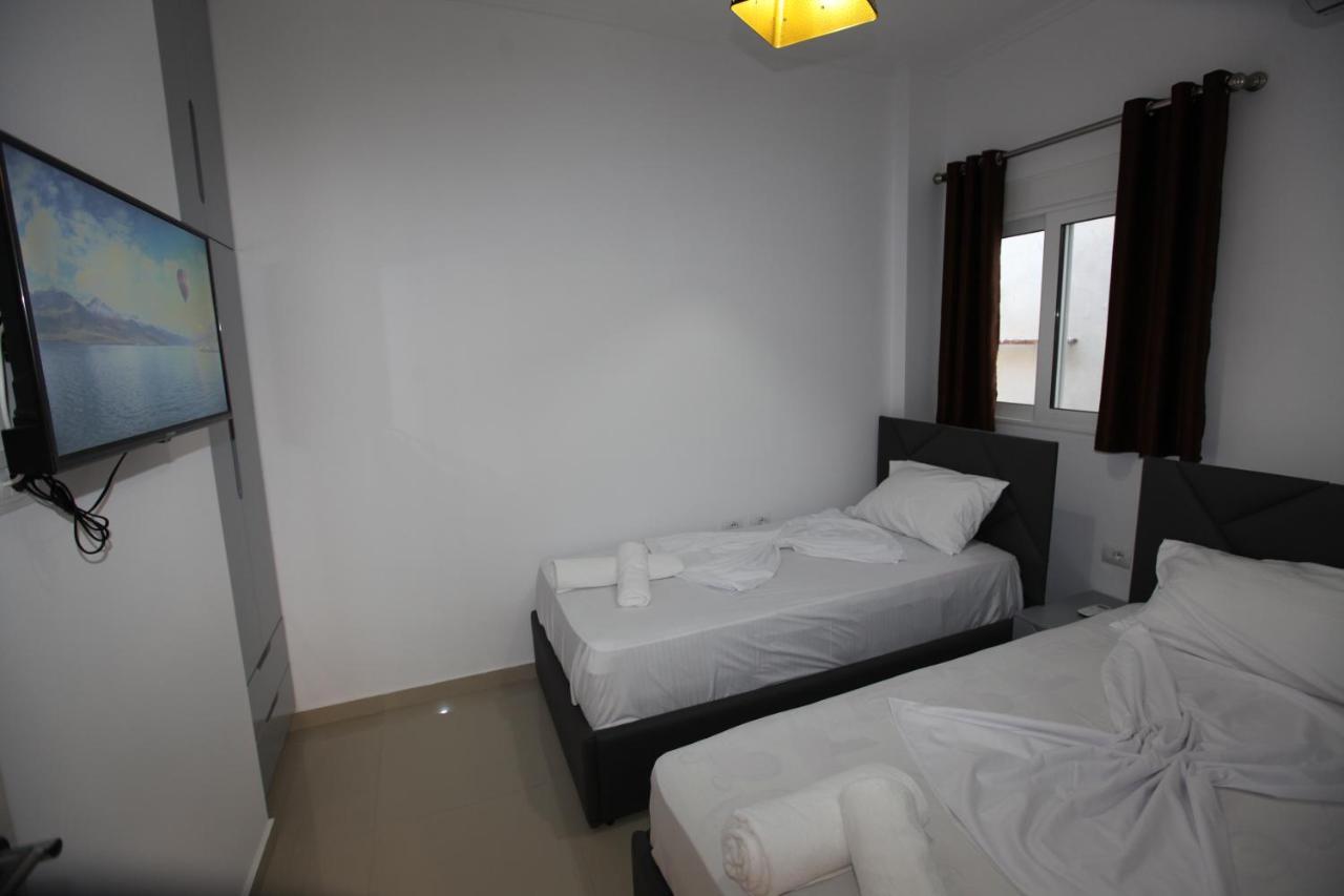 Deda Apartments Sarandë Eksteriør billede