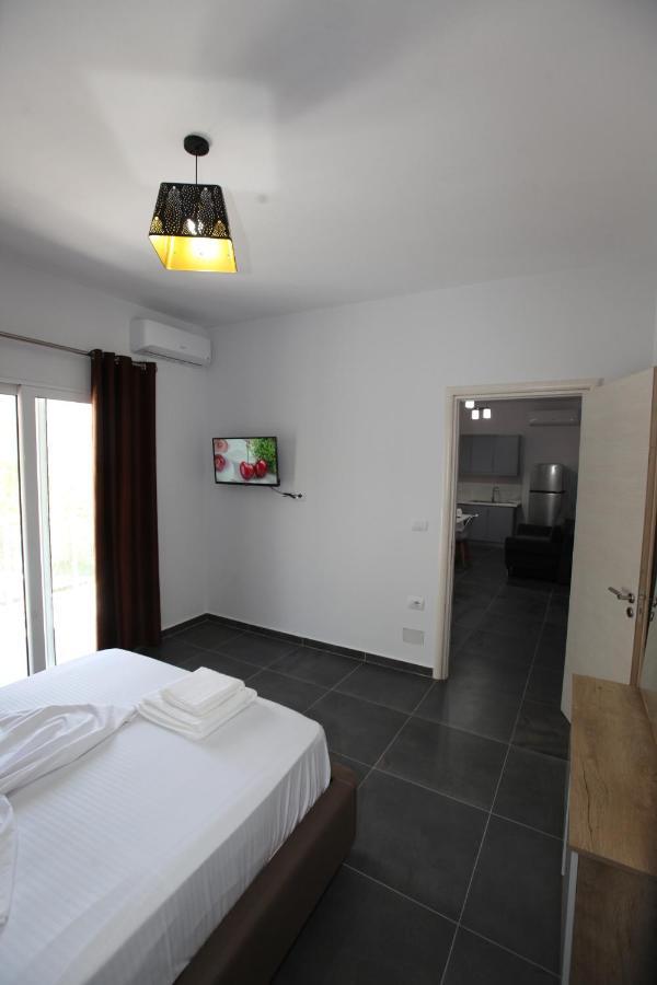 Deda Apartments Sarandë Eksteriør billede